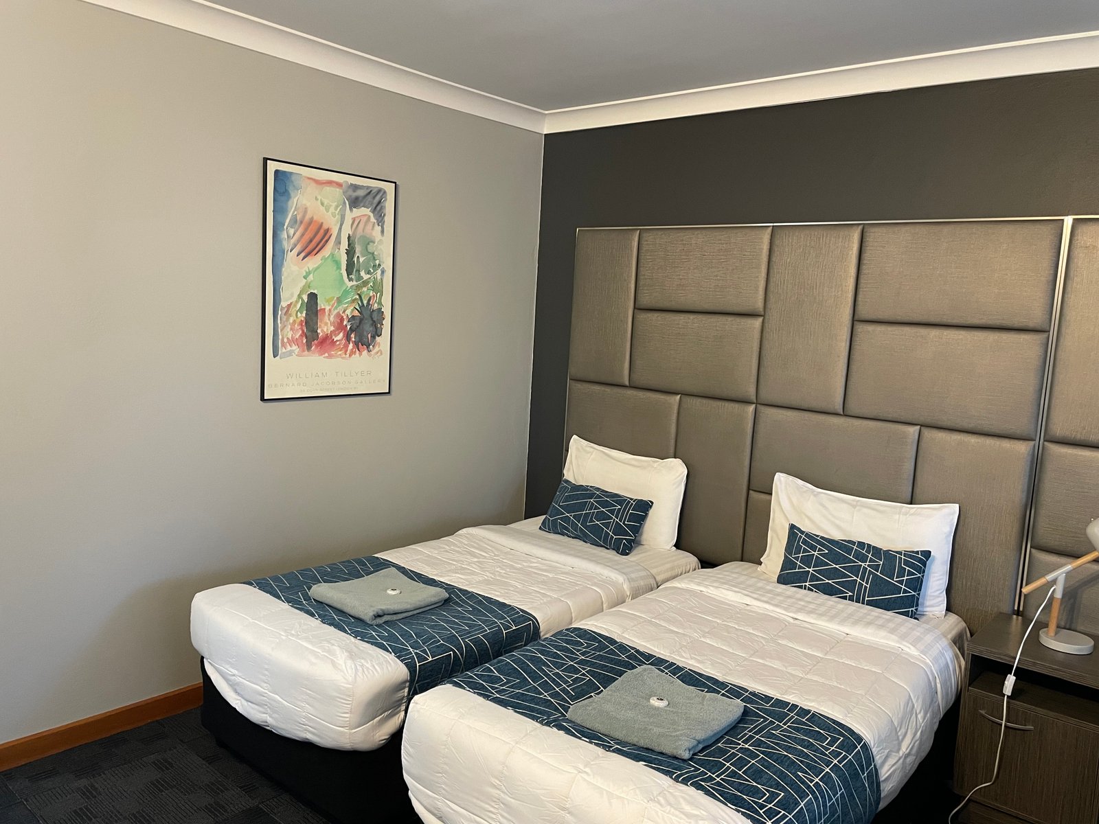 Family Room with Backyard View at Parkway Motel