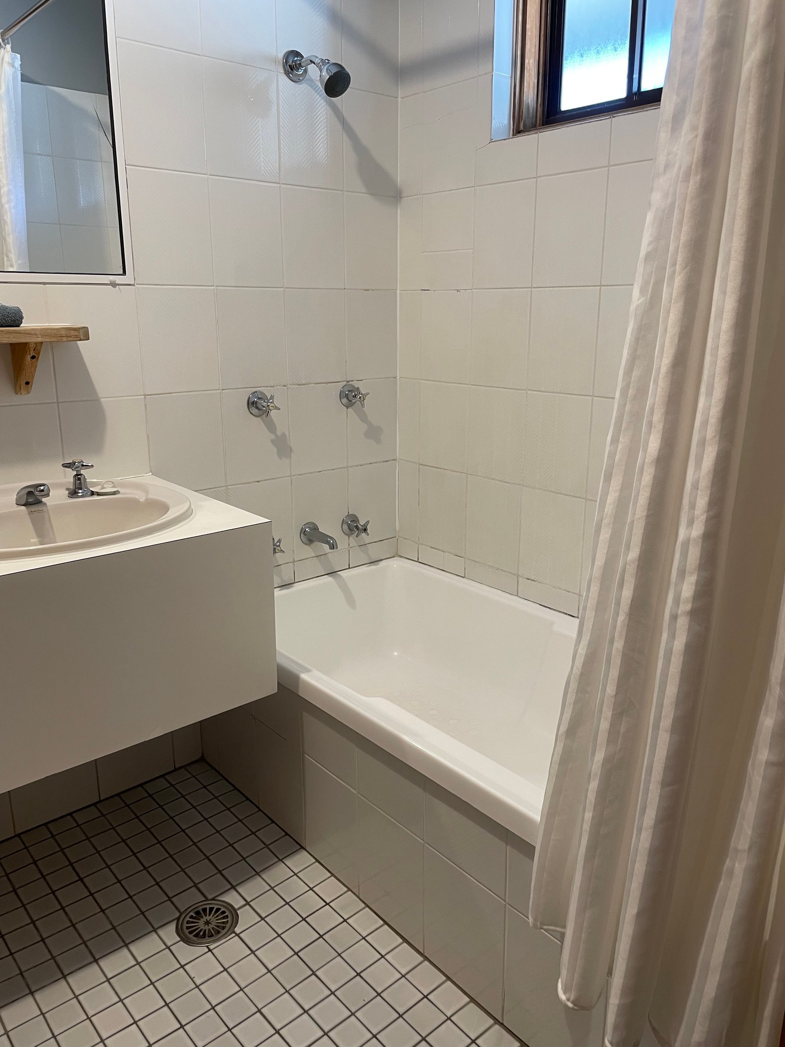 Deluxe Room at Parkway Motel