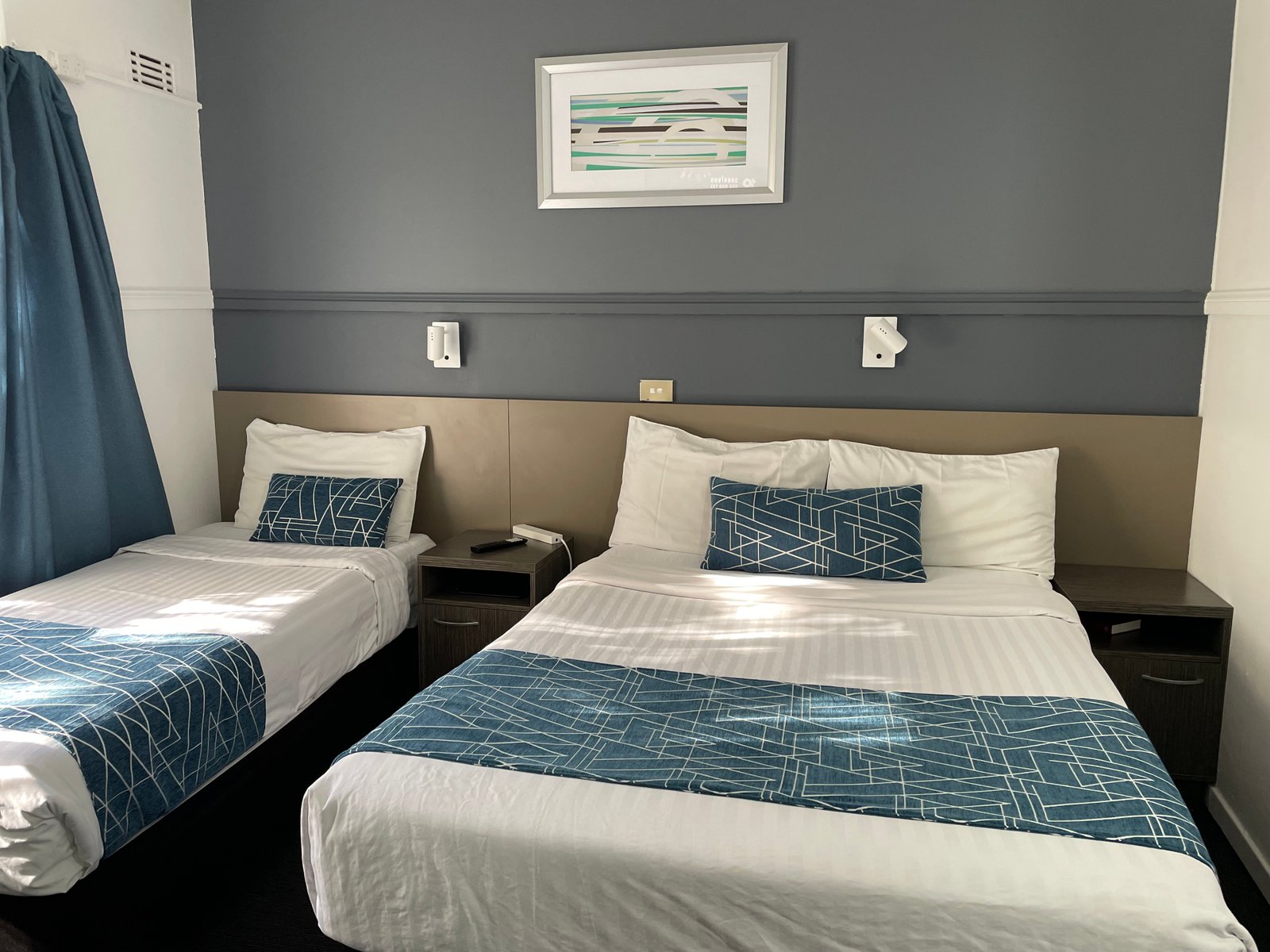 Twin Room at Parkway Motel